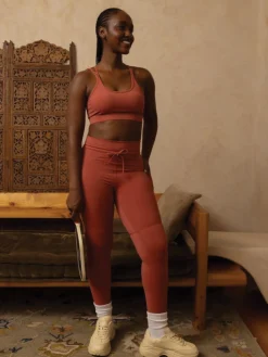 Silvia Sports Bra- Light Mahogany