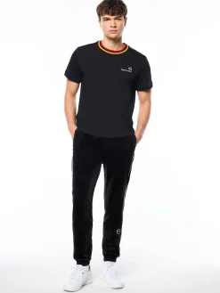 World Champion T-Shirt-Black Beauty